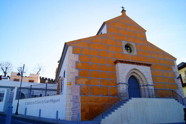 Montaje teatral en San Miguel con Las Sin Sombrero