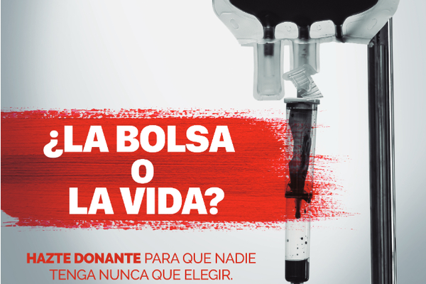 Campaña de donación de sangre en la Biblioteca Editor JM Lara