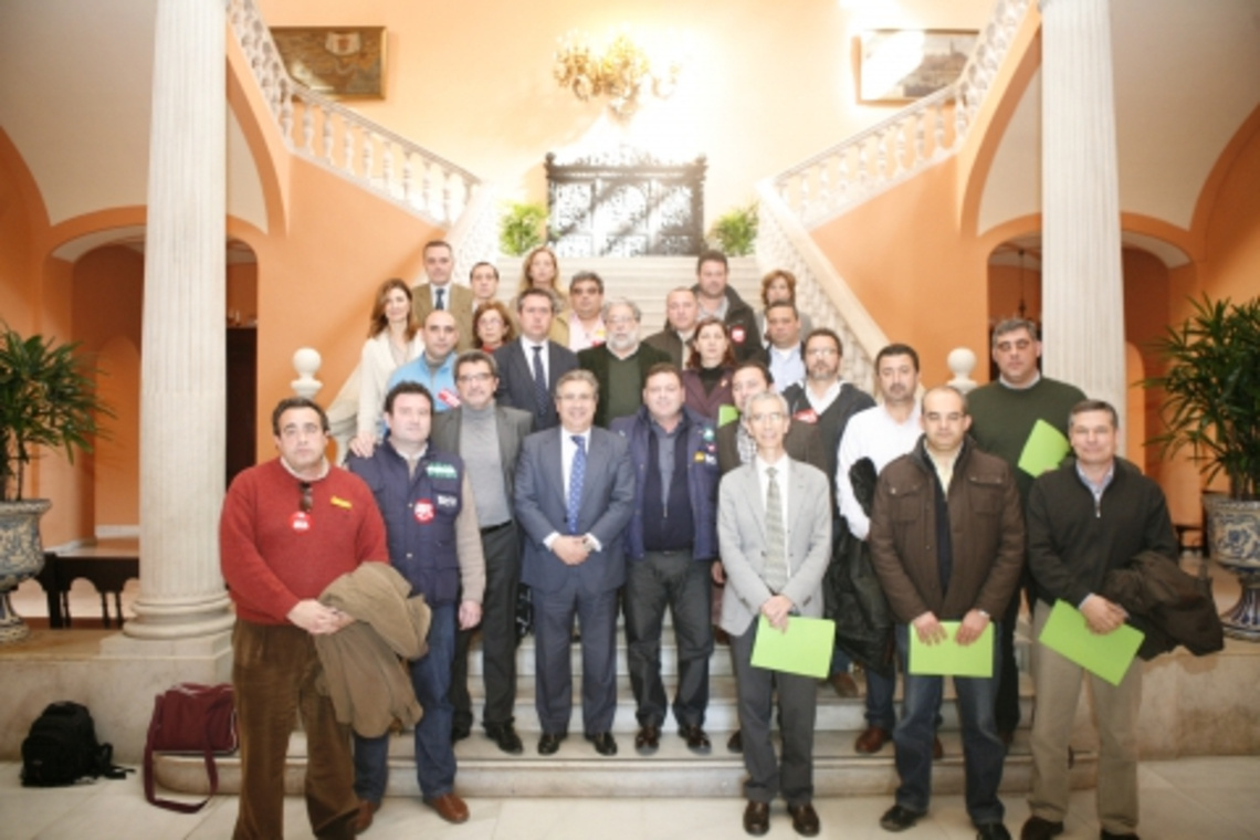 ALCALDES DE LOS MUNICIPIOS AFECTADOS Y SINDICATOS SE REÚNEN PARA APOYAR A LOS TRABAJADORES DE ROCA