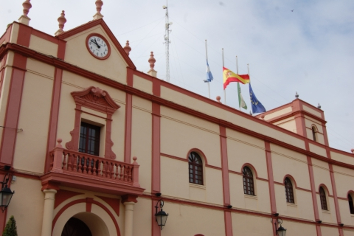 ALCALÁ MIRA A SU FERIA CON LOS PREPARATIVOS DEL PREGÓN PREVISTO PARA EL 25 DE MAYO
