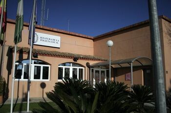 LA POLICÍA LOCAL DE ALCALÁ HA DETENIDO ESTA MAÑANA A DOS INDIVIDUOS POR ROBO DE CABLES DE ALUMBRADO PÚBLICO