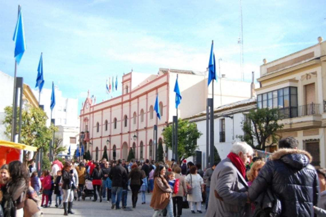 JORNADA FESTIVA EL PRÓXIMO DOMINGO EN LA PLAZA DEL DUQUE PARA DAR LA BIENVENIDA A LA NAVIDAD