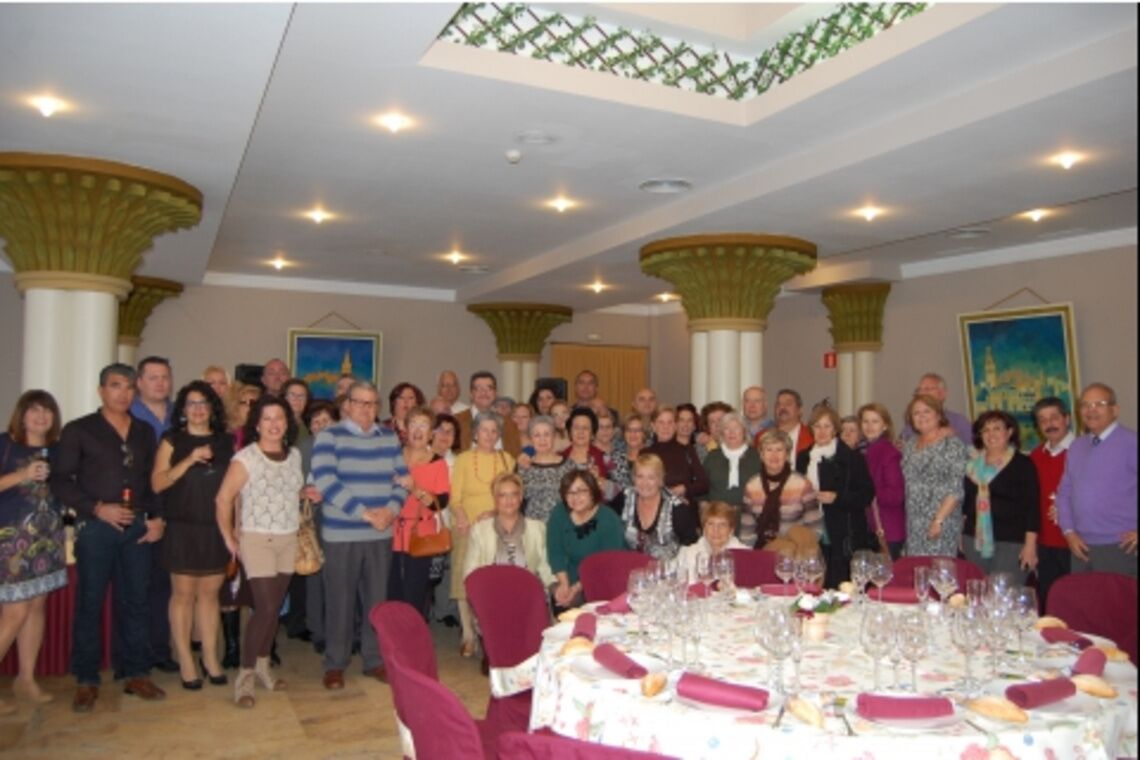LA ASOCIACIÓN DE FIBROMIALGIA DE ALCALÁ CELEBRA SU TRADICIONAL ALMUERZO DE NAVIDAD
