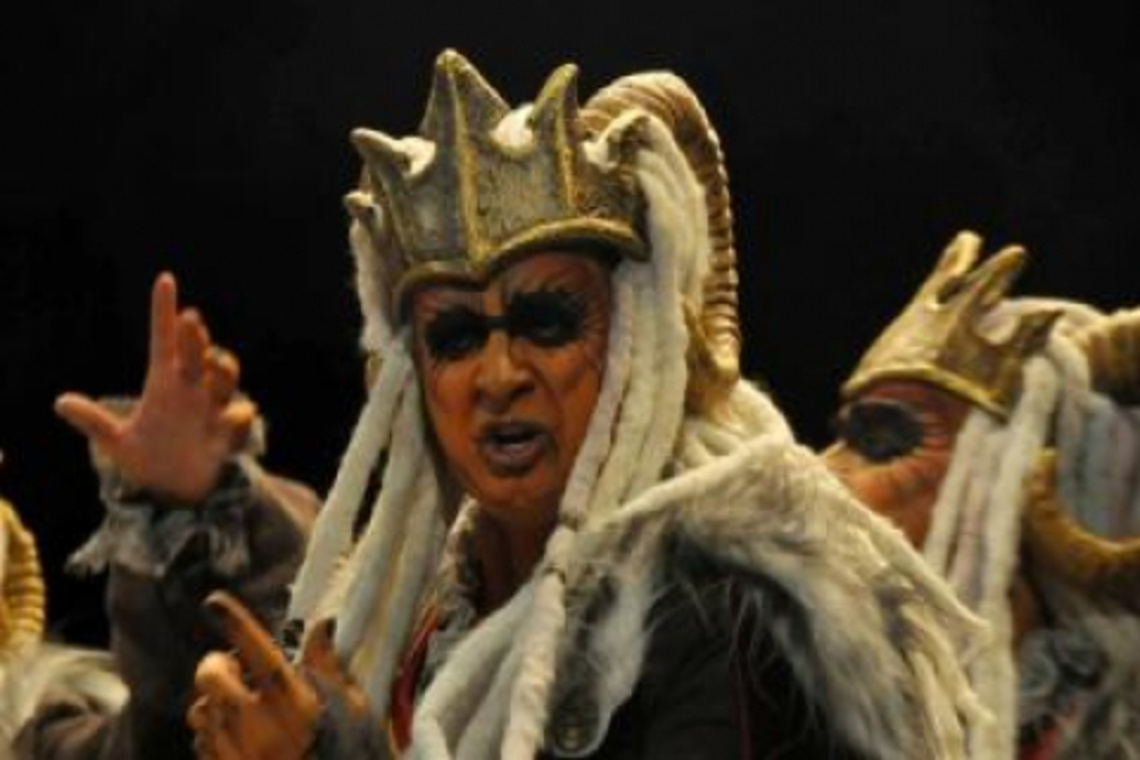 ALCALÁ RECIBE MAÑANA AL MEJOR CARNAVAL DE CÁDIZ DE LA MANO DE JUAN CARLOS ARAGÓN Y LOS HERMANOS CARAPAPAS