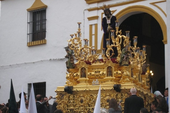CONTROLES DE ACCESO AL CENTRO COMO NOVEDAD EN EL PLAN DE TRÁFICO DE ESTA SEMANA SANTA