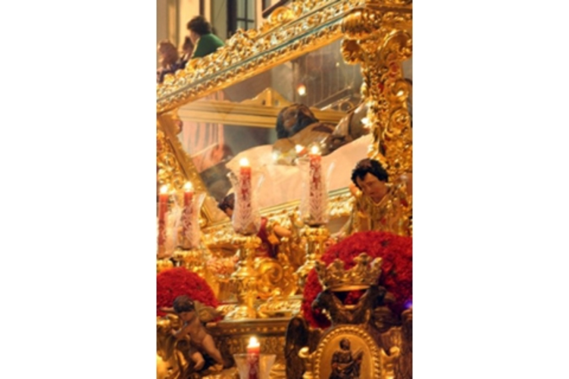 EL SANTO ENTIERRO PROCESIONARÁ HOY POR LAS CALLES DE ALCALÁ