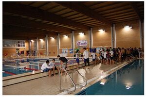 CIERRA LA PISCINA DE VERANO CON MÁS DE 6.200 USUARIOS Y ABRE LA CUBIERTA CON NOVEDADES COMO EL AQUAERÓBIC