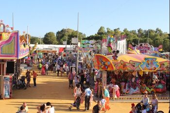 EL CONCURSO DE ENGANCHES Y LOS FUEGOS ARTIFICIALES COMPLETAN LA FERIA DE ALCALÁ DE GUADAÍRA