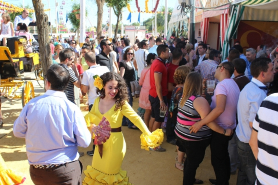 EL AYUNTAMIENTO AMPLÍA LOS SERVICIOS DE WIFI GRATIS EN LA FERIA DE ALCALÁ 2014