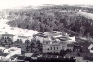 LA PLAZA DEL DUQUE PROTAGONIZA EL DOCUMENTO DEL MES DEL ARCHIVO MUNICIPAL