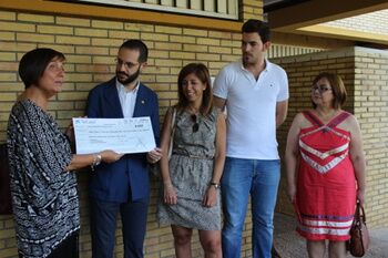ALCALÁ COMIENZA A SERVIR DESAYUNOS  SALUDABLES Y SOLIDARIOS ENTRE SUS NIÑOS