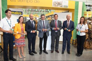 EL ALCALDE DESTACA EL EJEMPLO DE MAKRO EN LA ESTRATEGIA DE IMPLICAR A LAS PYMES EN LA REGENERACIÓN INDUSTRIAL DEL TERRITORIO