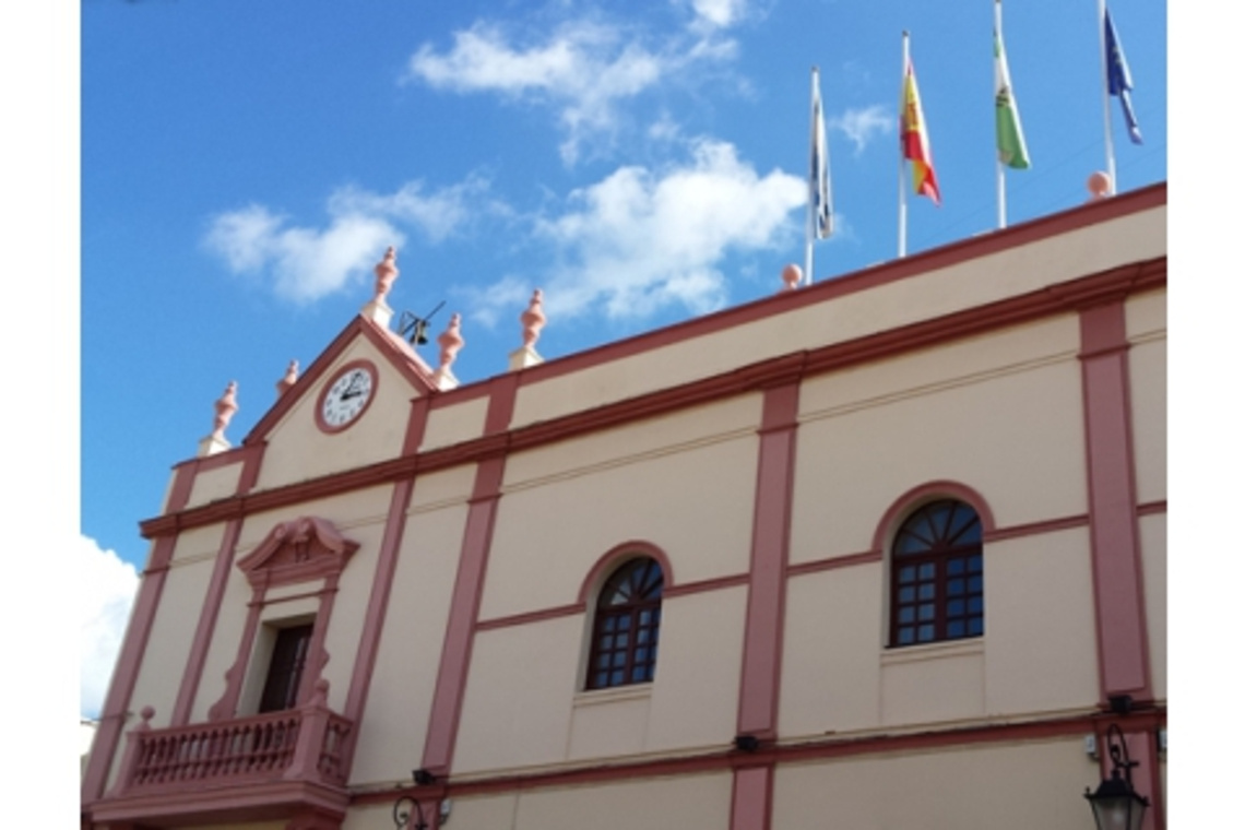 EL AYUNTAMIENTO DECIDIDO A OTORGAR DE NUEVO LAS AYUDAS SOCIALES QUE COMPENSAN EL IMPORTE DEL IBI EN 2015
