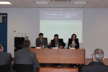 ALCALÁ DE GUADAÍRA DEDICARÁ AL PLAN DE REINSDUSTRIALIZACIÓN  3 MILLONES DE EUROS DE APORTACIÓN FINANCIERA