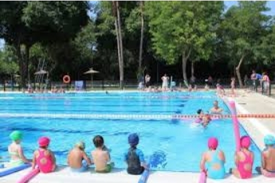 PLAZOS DE INSCRIPCIÓN PARA LOS CURSOS DE NATACIÓN EN LA PISCINA MUNICIPAL DE SAN JUAN