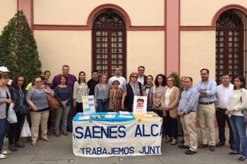 LA ALCALDESA MUESTRA SU APOYO A LA ASOCIACIÓN ASAENES EN EL DÍA MUNDIAL DE LA SALUD MENTAL