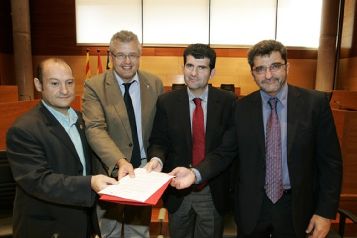 MANIFIESTO CONJUNTO DE LOS ALCALDES DE LOS MUNICIPIOS AFECTADOS POR EL ERE DE ROCA