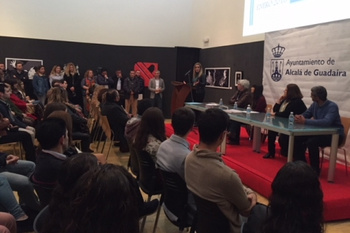 EL AYUNTAMIENTO INICIA LA SEGUNDA EDICIÓN DE LOS 'PREMIOS AL MÉRITO ACADÉMICO CIUDAD ALCALÁ DE GUADAÍRA'