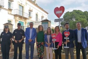 LA ALCALDESA APOYA LAS INICIATIVAS EMPRESARIALES CONTRA LA VIOLENCIA MACHISTA