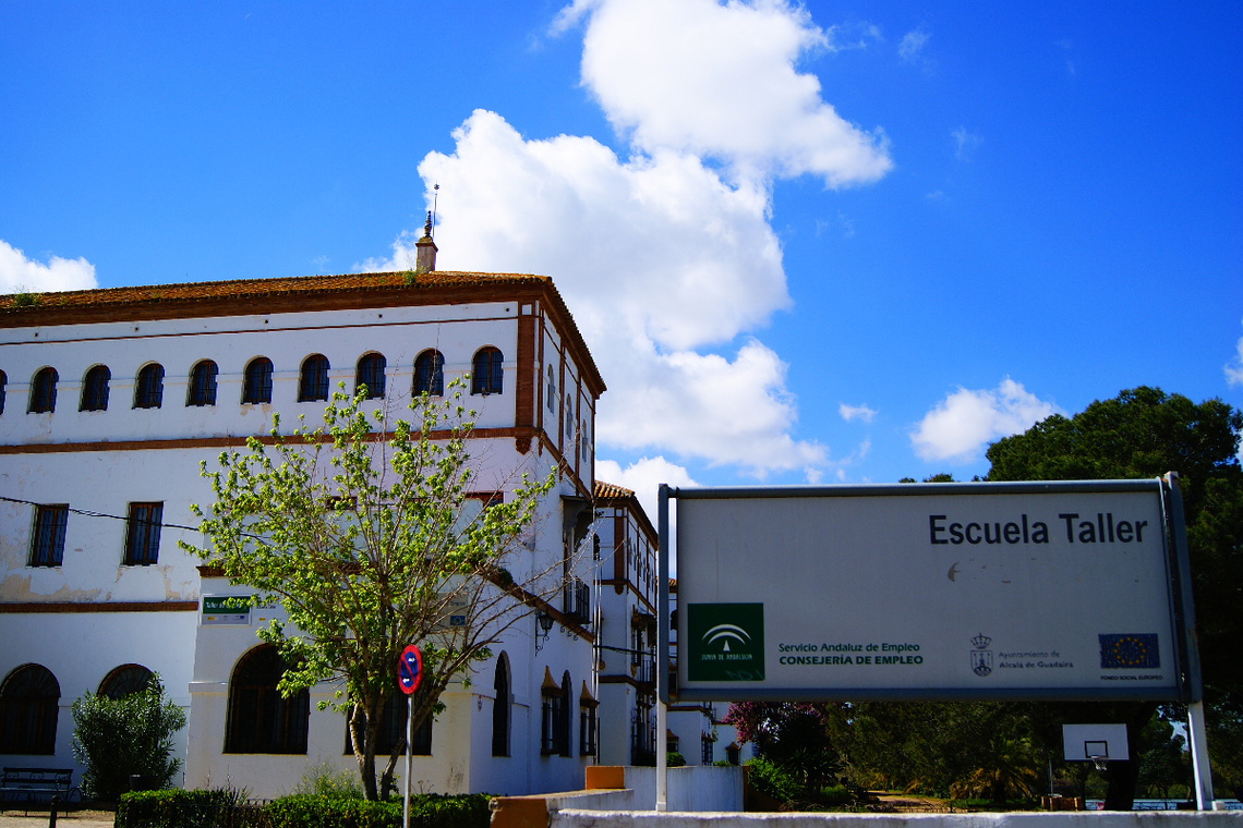 30 personas desempleadas mejoran su empleabilidad de forma remunerada con una escuela taller y un taller de empleo