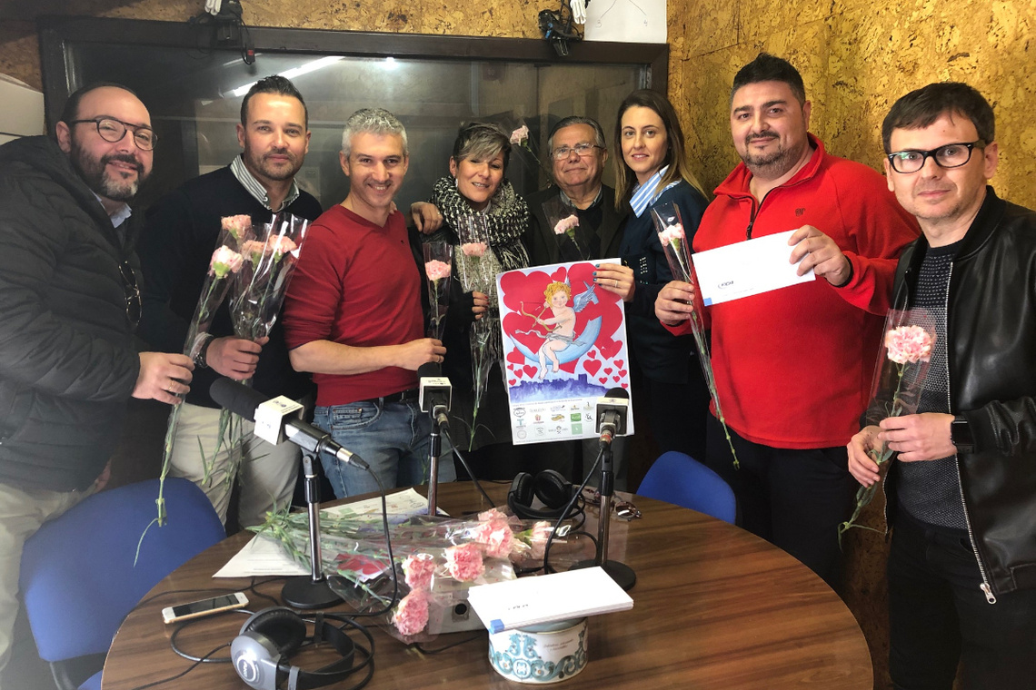 Los comercios de Alcalá premian con 14 cenas románticas por San Valentín