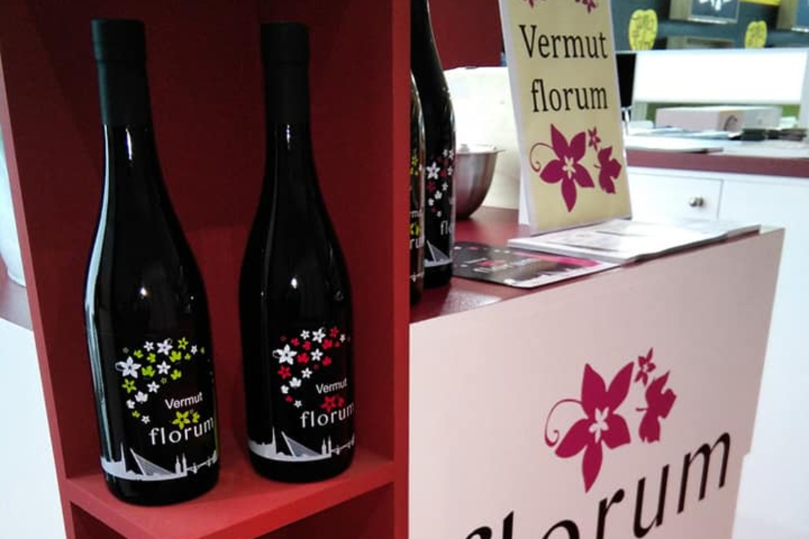 Alcalá en el escaparate de la mayor feria nacional del vino de España con la firma alcalareña Vermut Florum