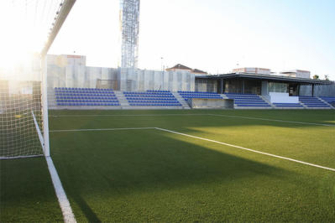 El Municipal Ciudad de Alcalá de Guadaíra, un estadio para sumar