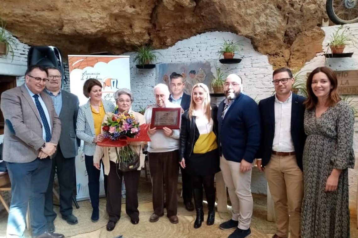 Reconocimiento de los hosteleros de la ciudad al empresario de la distribución de bebidas, Juan Troncoso