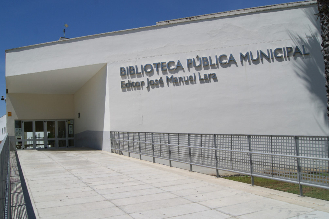 Acceso a la salas de estudio de Biblioteca pública Editor José Manuel Lara