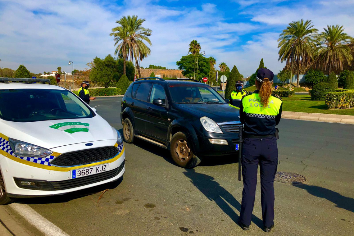 Alcalá mantiene los controles policiales para el cumplimiento de las normas covid en toda la ciudad