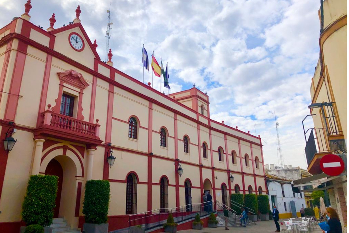 El Ayuntamiento  condena la agresión que provocó heridas graves a un hombre en la Avenida Santa Lucía