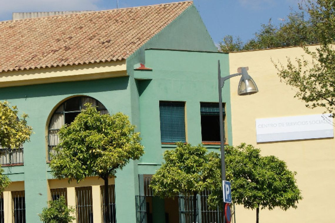 El Ayuntamiento explica las gestiones para encontrar una solución al joven que estaba en la calle en el Campo de las Beatas