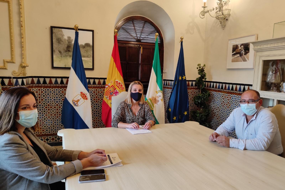 El Ayuntamiento alcalareño abre una tercera línea de ayudas por el coronavirus para taxistas y comerciantes ambulantes