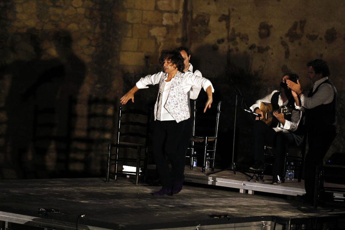 Javier Barón pone el broche de oro este domingo al Festival  Flamenco ‘Las Cuevas al Compás’ en Alcalá de Guadaíra
