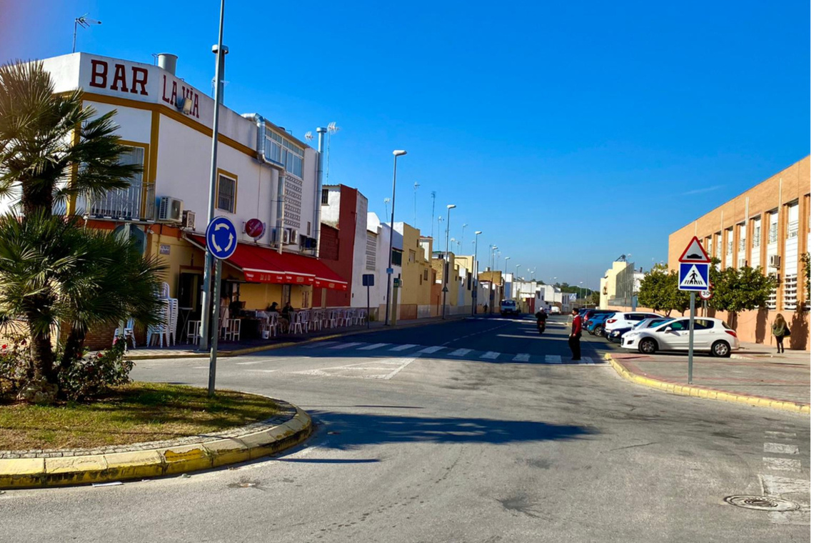 Aprobadas las primeras actuaciones del Plan Contigo que contempla reformas urbanas en Rabesa, Tren de los Panaderos y las riberas del Guadaíra