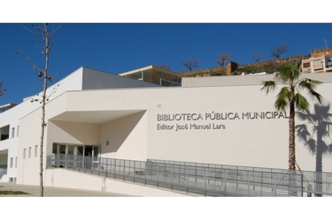 PREMIO DE LA FERIA DEL LIBRO DE SEVILLA A LA BIBLIOTECA PÚBLICA  DE ALCALA