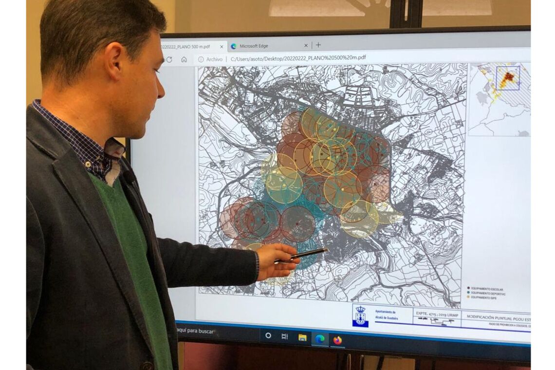 El pleno de Alcalá aprueba de forma definitiva la norma urbanística que impide la implantación de casas de juego a menos de 500 metros de equipamientos educativos, deportivos, culturales o sociales