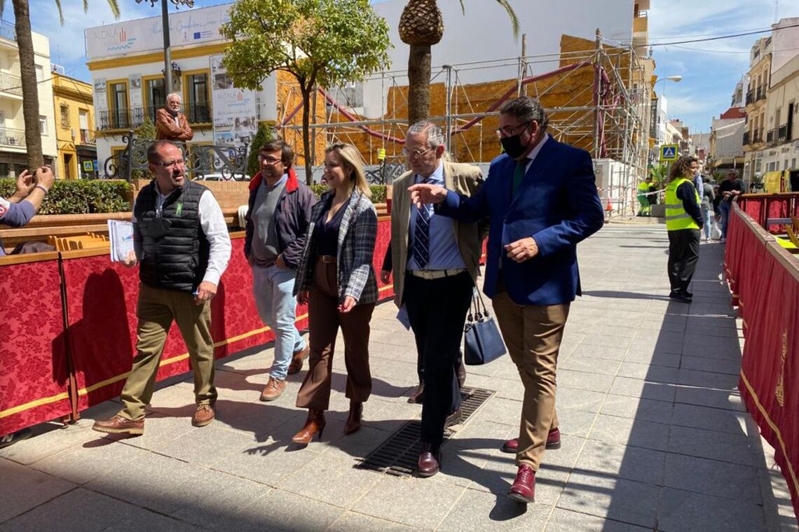 Todo preparado en Alcalá para que luzca con esplendor la Semana Santa de la vuelta a la normalidad