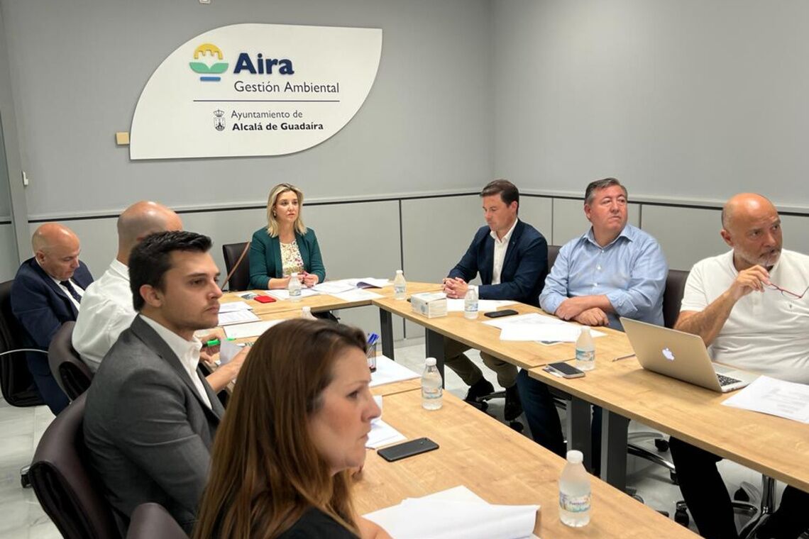 La nueva empresa de Alcalá de limpieza municipal, AIRA Gestión Ambiental, entra en funcionamiento