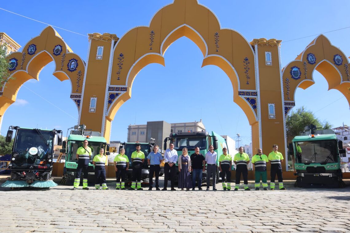 La nueva empresa municipal Aira Gestión Ambiental reforzará este año la limpieza del recinto ferial y las zonas colindantes