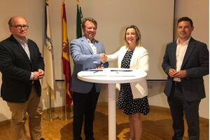 Ayuntamiento y Santa Bárbara Sistemas firman un convenio para el fomento de la colaboración empresarial, la economía y el empleo