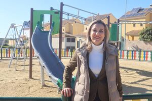 El Ayuntamiento instala nuevos juegos infantiles y un circuito de calistenia en la Plaza de Lima