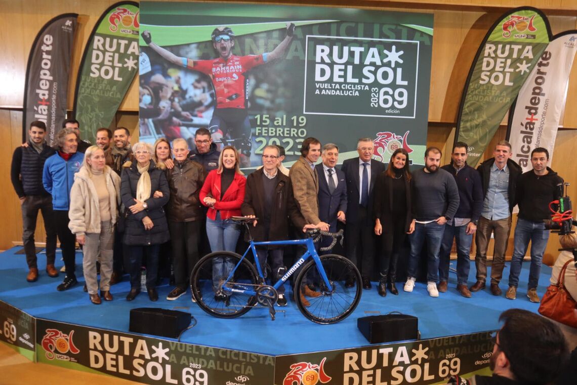 La vuelta ciclista a Andalucía Ruta del Sol comienza su tercera etapa este viernes desde Alcalá de Guadaíra