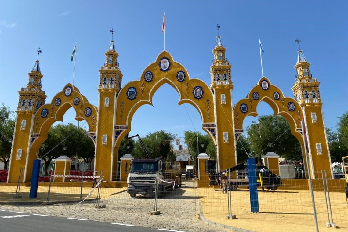 Alcalá tiene todo preparado en el recinto de San Juan para encender su Feria en la noche de este miércoles