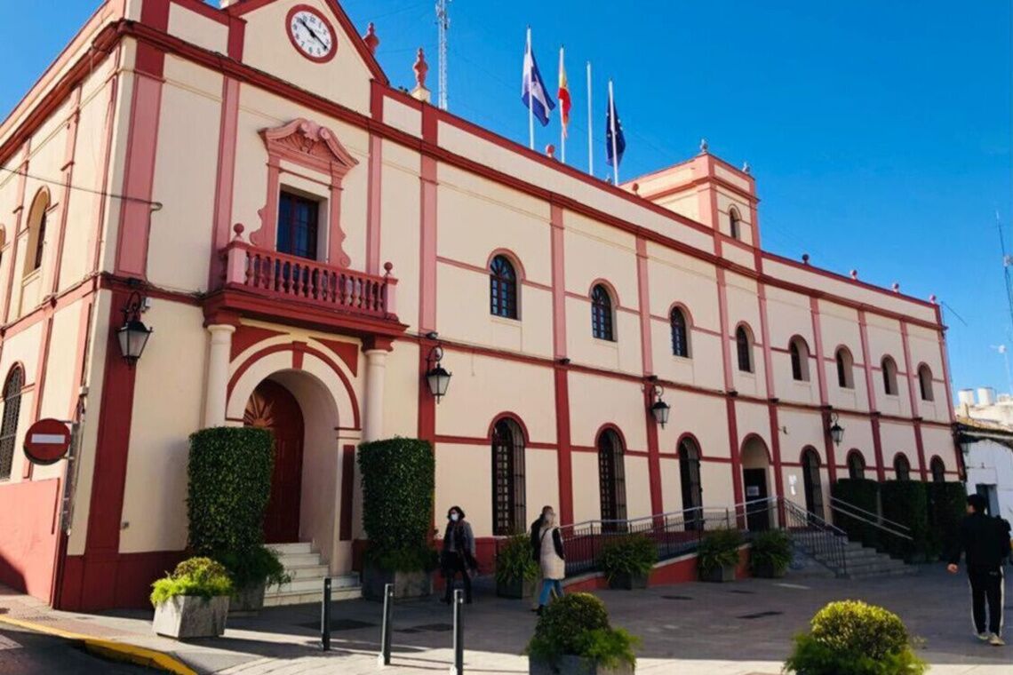 Sentencia favorable al Ayuntamiento de Alcalá de Guadaíra ante un  recurso sindical sobre jornada reducida de verano