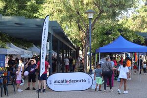 Exhibición de las distintas Escuelas Deportivas de Alcalá (EDA) en el Parque Centro