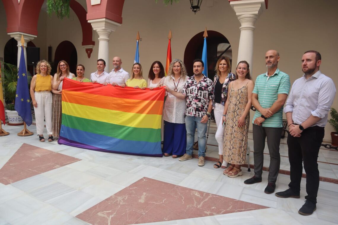 El Ayuntamiento pondrá en marcha un punto de asesoramiento al colectivo LGTBIQ en el Centro de la Igualdad