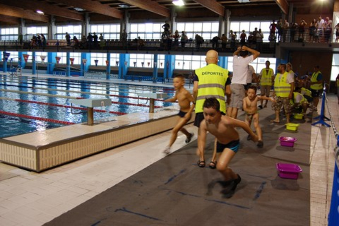 I CRONO ACUATLÓN INFANTIL DE ALCALÁ DE GUADAÍRA EN EL COMPLEJO DEPORTIVO DE MALASMAÑANAS