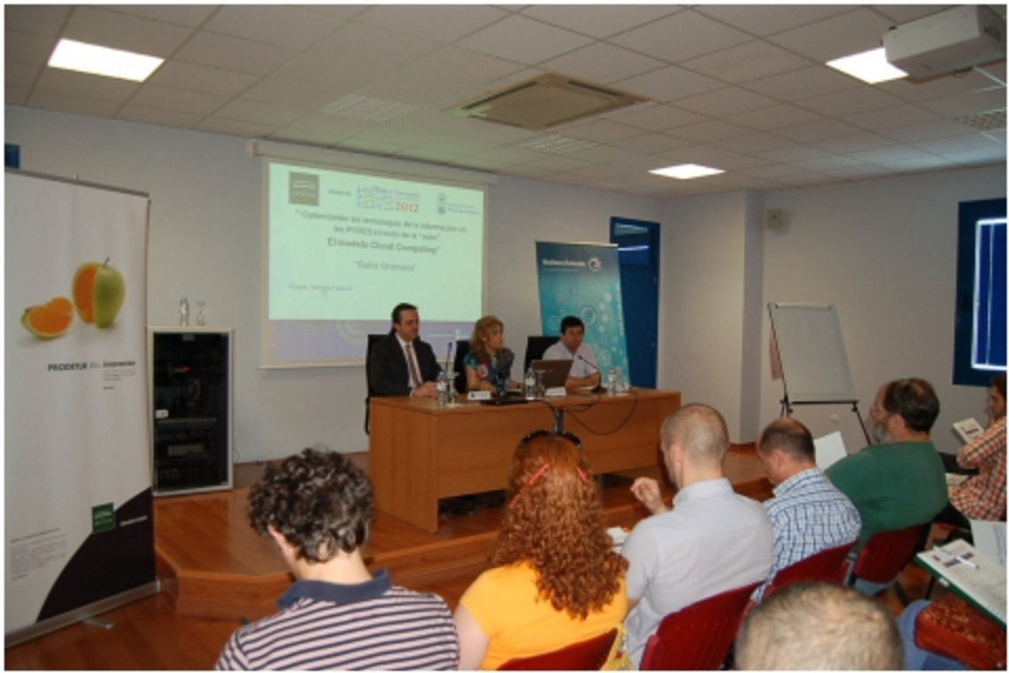 EL COMPLEJO IDEAL ACOGE UN SEMINARIO DE CLOUD COMPUTING PARA MEJORAR LA COMPETITIVIDAD DE LAS EMPRESAS