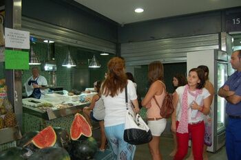SESIONES INFORMATIVAS A EMPRENDEDORES INTERESADOS EN LA LICITACIÓN DE PUESTOS EN LA PLAZA MERCADO DE ALCALÁ